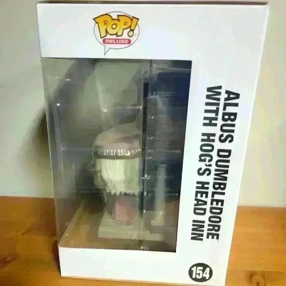 Funko pop Albus Dumbledore with hogs head inn#154 Harry Potter - Picture 2 of 6